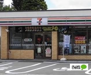 セブンイレブン札幌北9条二十四軒通店：439m