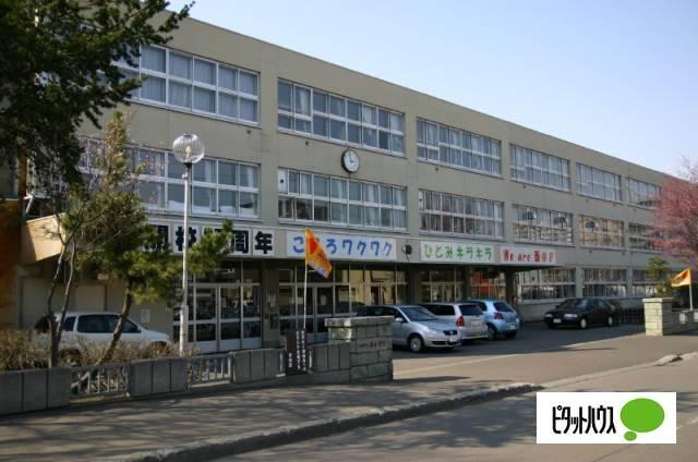 札幌市立琴似小学校：449m