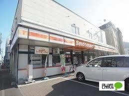 セイコーマートそでもり店：73m