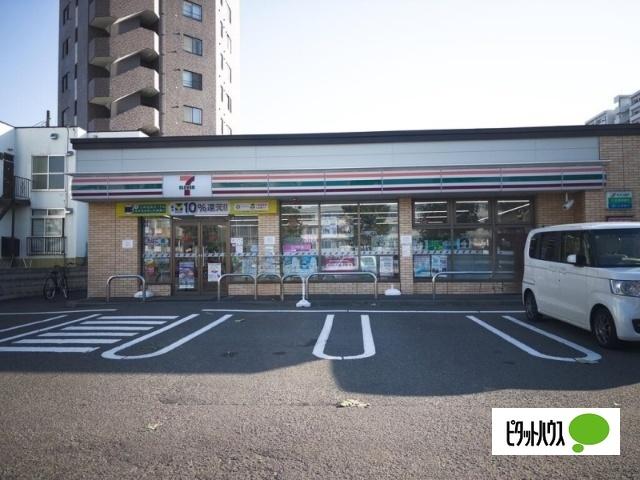 セブンイレブン札幌南4条店：185m