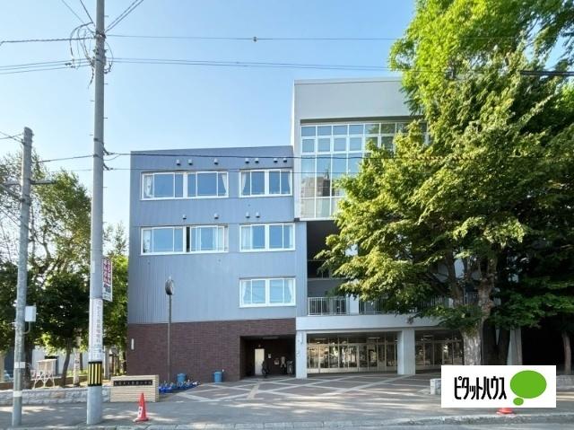 札幌市立桑園小学校：914m