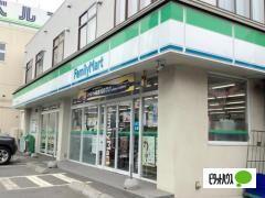 ファミリーマート札幌豊平6条店：193m