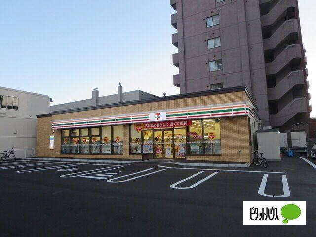 セブンイレブン札幌南9条西7丁目店：261m
