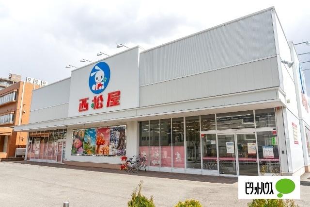 西松屋札幌中央店：487m