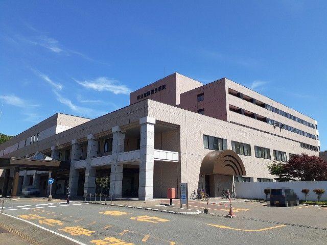 市立室蘭総合病院：700m