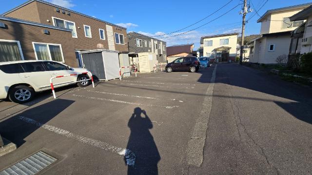 ヴィーヴル（103） 駐車場