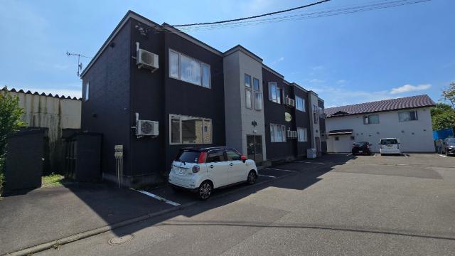 ハイツマロン（105） 駐車場