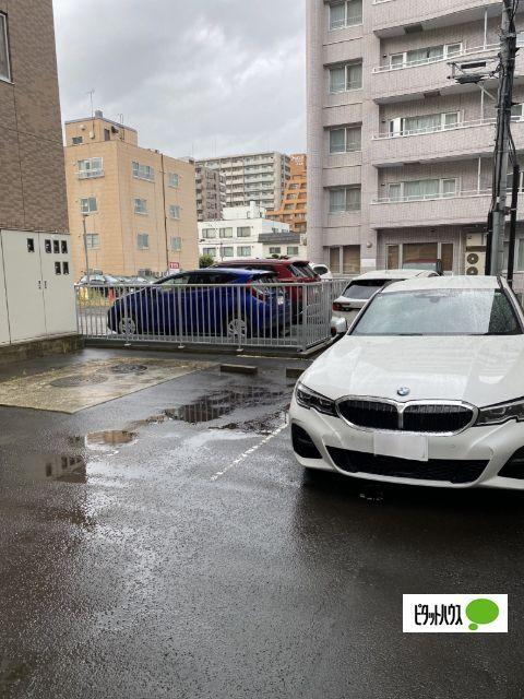 ハイムエルデZW（802） 駐車場