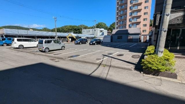 サンヴェール中島（602） 駐車場