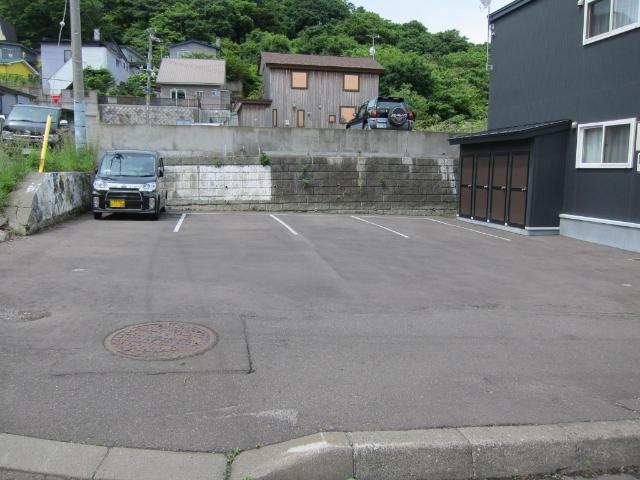 グランドソレイユ（202） 駐車場