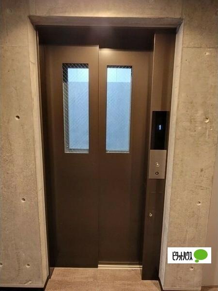 札幌市中央区北六条西マンション ロビー