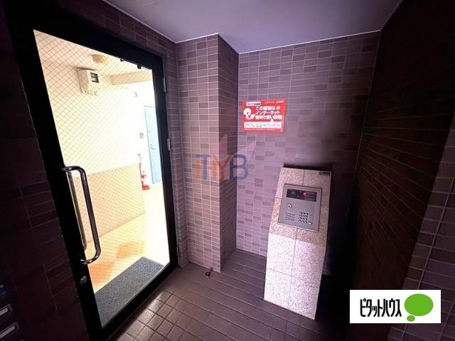 オルセー宮の森（402） エントランス