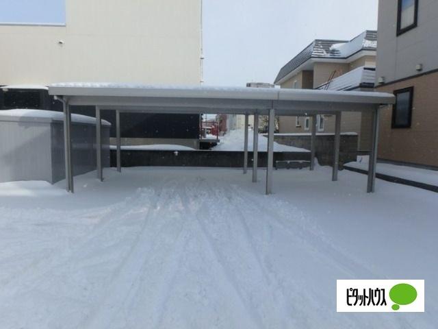 寺島舎（C） 駐車場