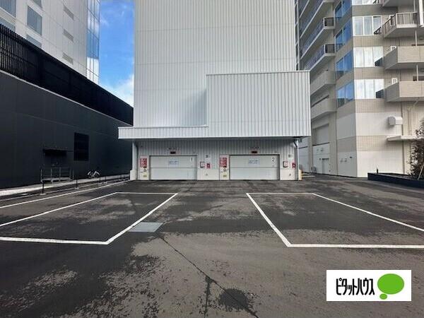 【分譲賃貸】ザ・札幌タワーズ　ウエストタワー（2602） 駐車場