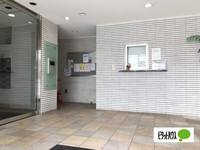 札幌市中央区宮の森三条マンション エントランス