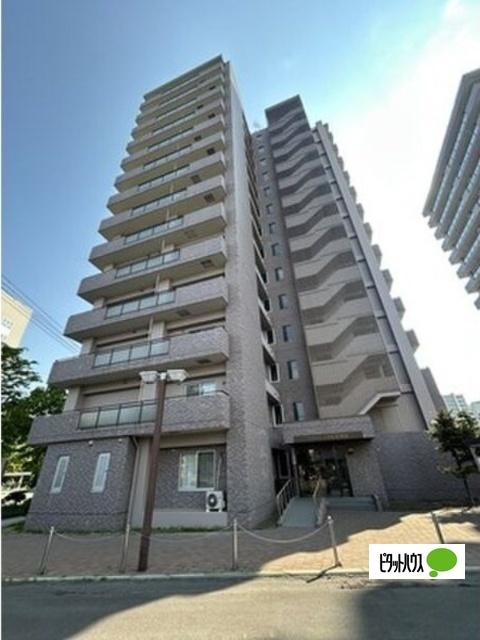 ヴェルドミール桑園壱番館（301） エントランス