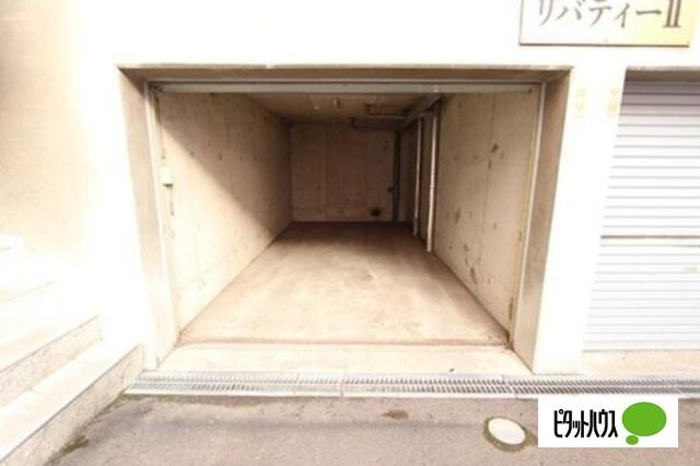 リバティーＩＩ（103） 駐車場