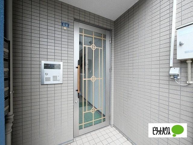 アシル西町Ｃ棟（401） エントランス