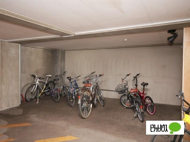 グランメール北１条（403） 駐車場