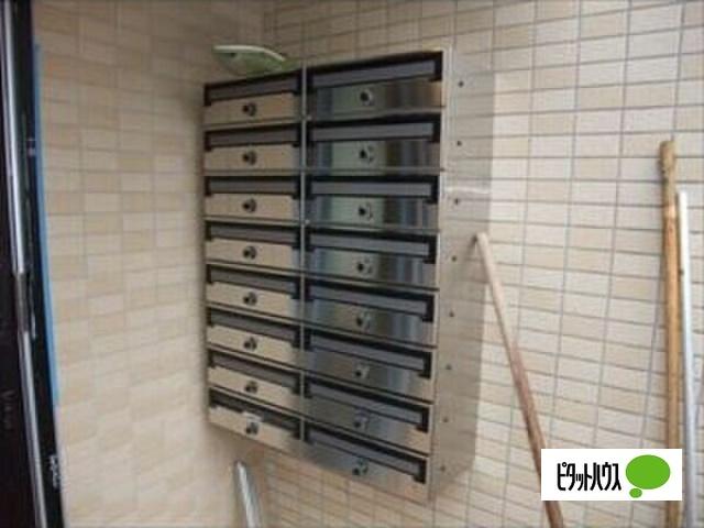 リベルタ桑園（302） エントランス