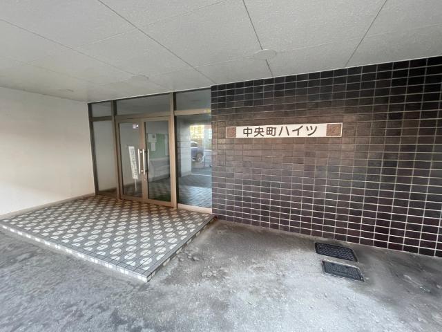 室蘭市中央町２丁目売りマンション エントランス