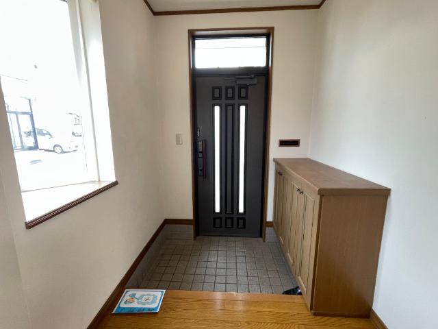 室蘭市八丁平４丁目戸建て住宅 玄関