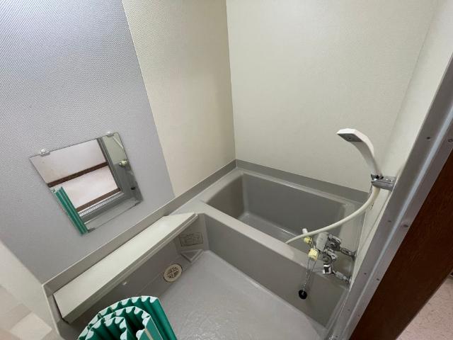 室蘭市八丁平４丁目戸建て住宅 バス／シャワー