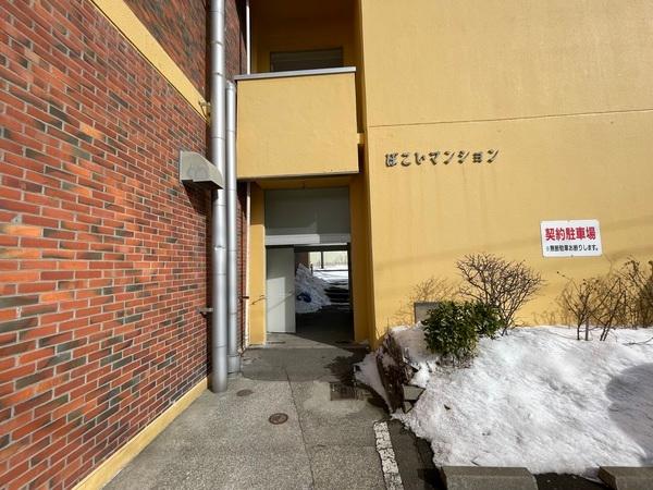 母恋北町１丁目中古マンション エントランス