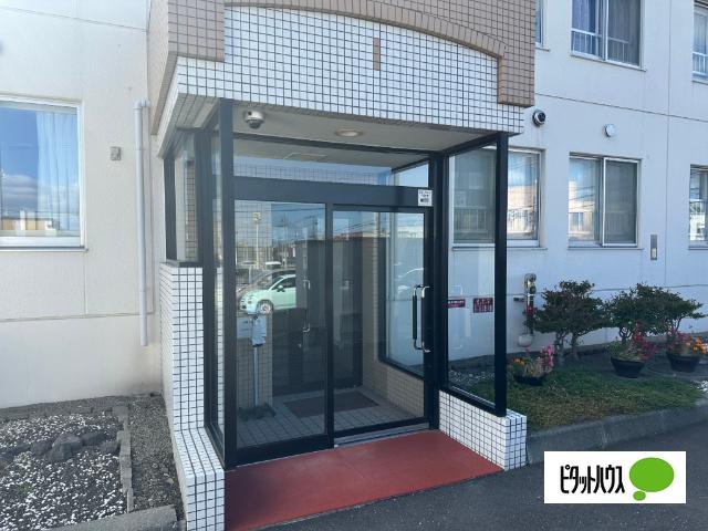 ロジメント福住Ⅱ エントランス