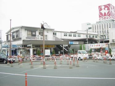 伊勢原駅：160m