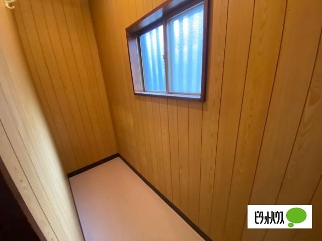 秦野市曲松1丁目戸建（1） 収納