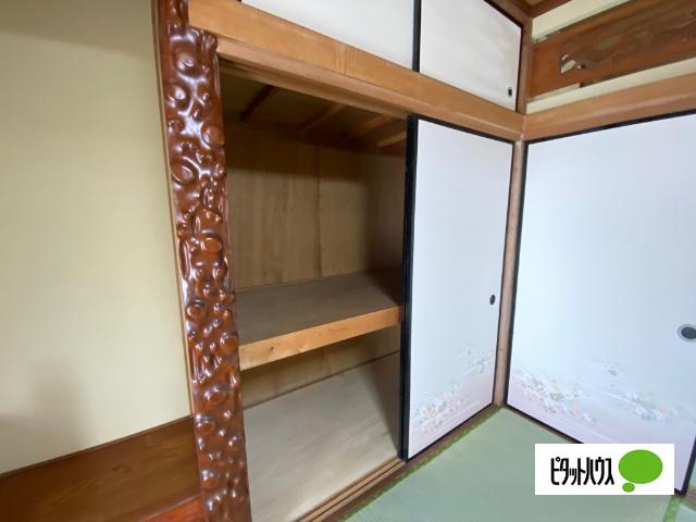秦野市曲松1丁目戸建（1） 収納