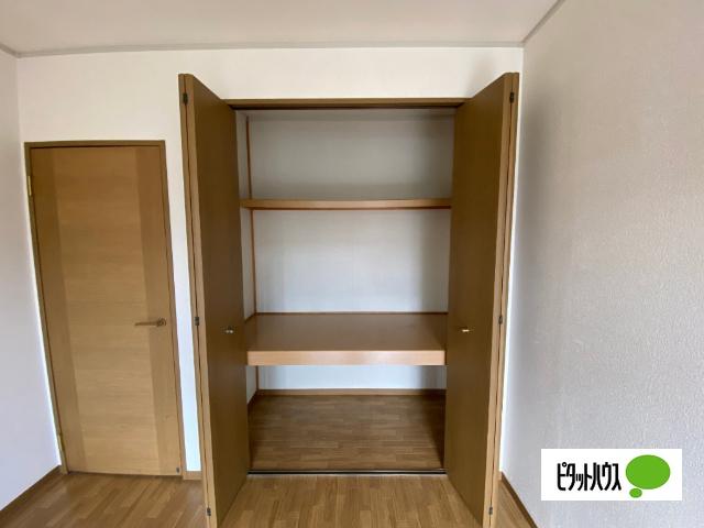 ロワールＢ（102） 収納