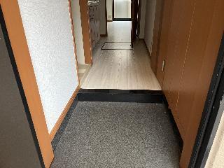 メゾン・ド・オリーブ 玄関