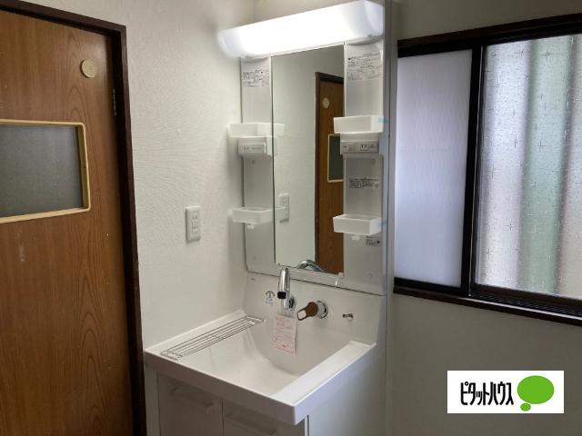 秦野市堀川６DK戸建 洗面