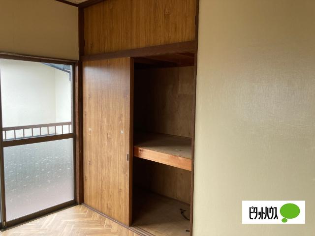 秦野市堀川６DK戸建 収納