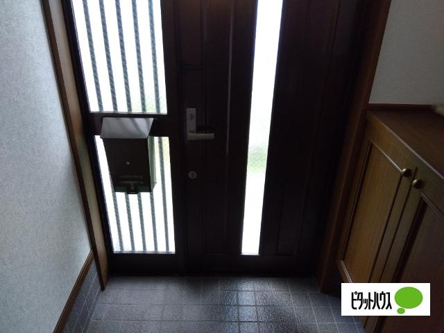 ハイツよりずみ（1） 玄関