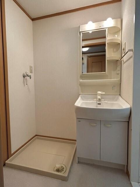 シャンドフルール（101） 洗面