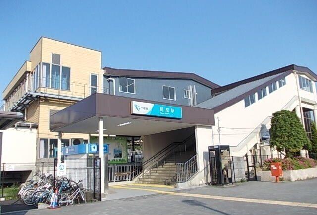 小田急線・開成駅：140m