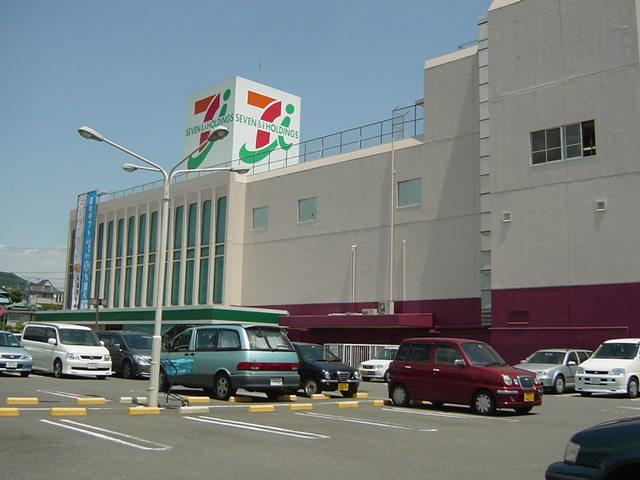 イトーヨーカドー：1600m