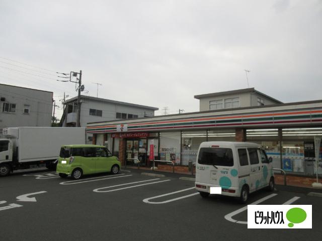 セブンイレブン秦野堀西店：615m