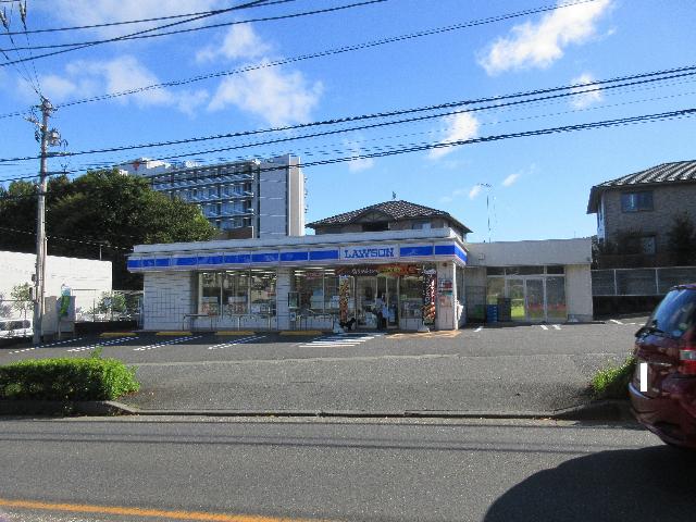 ローソン秦野西大竹店：407m