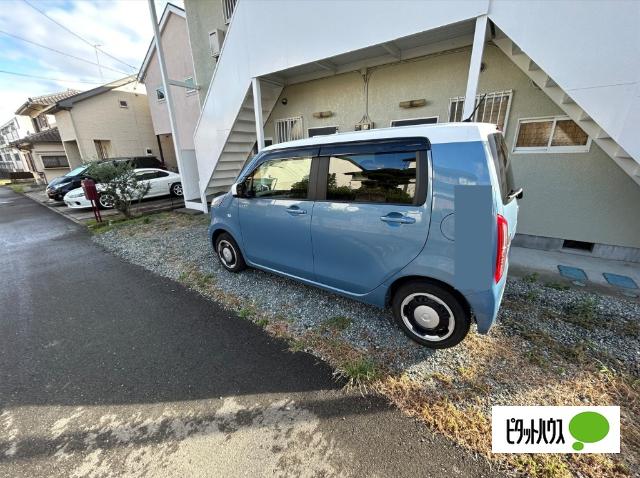 十川コーポ（101） 駐車場