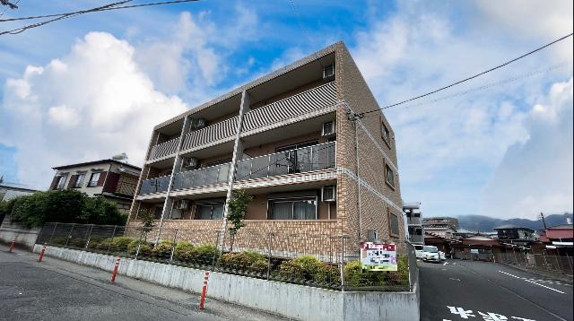 M.MAISON（302） 外観
