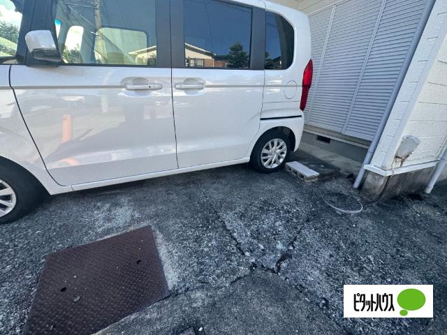 久保谷テラスハウス（101） 駐車場