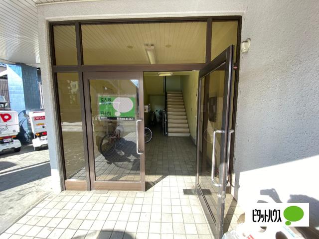 サンコーポラス平沢（302） エントランス