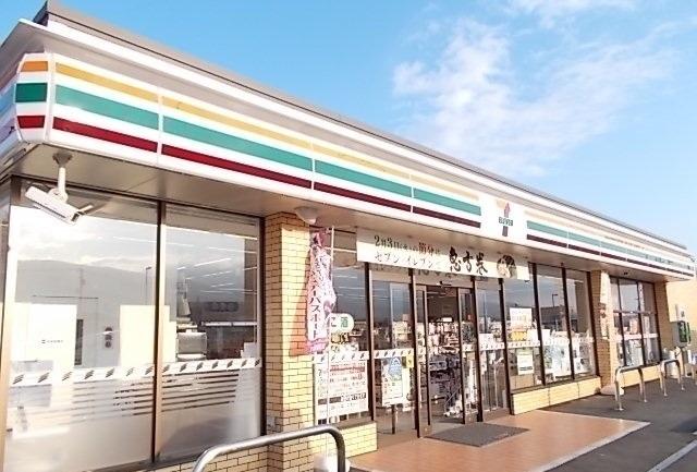 セブンイレブン牛島店：750m