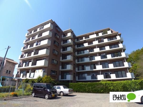 コスモ秦野 外観