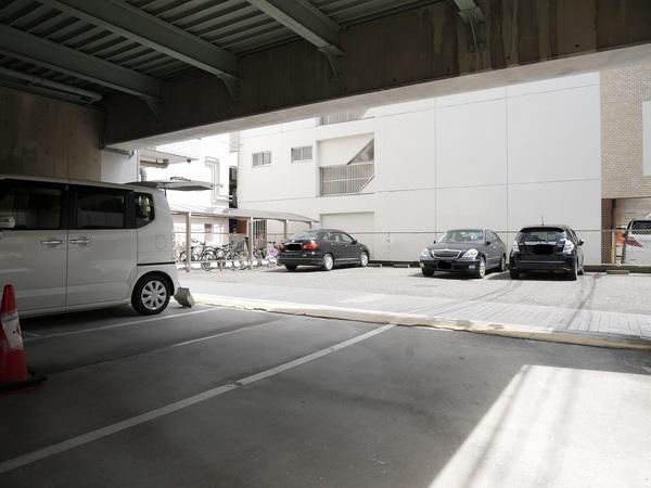 扶桑ハイツ1（301） 駐車場