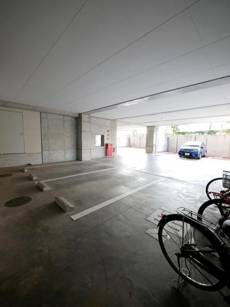 石川橋セブン（512） 駐車場
